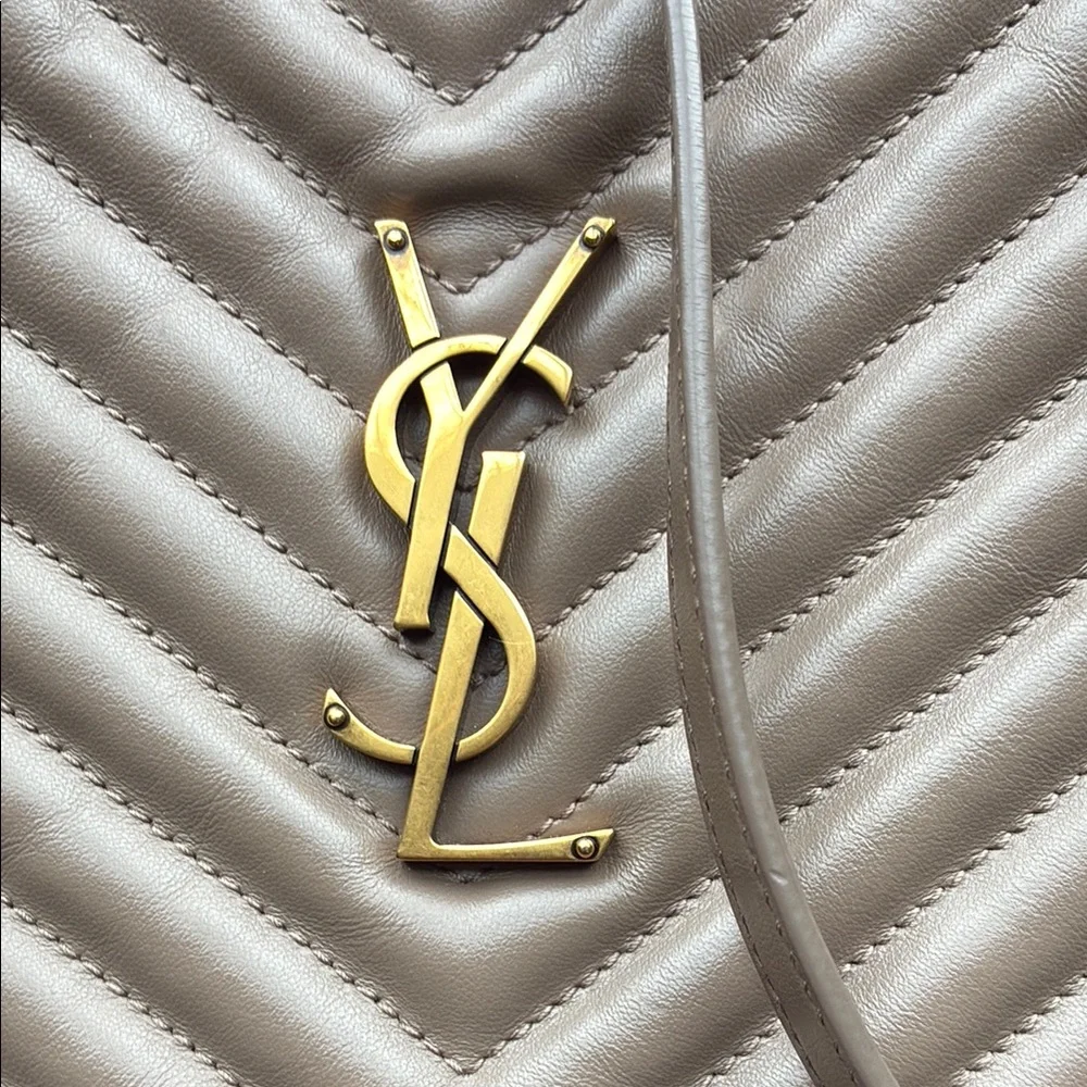 Yves Saint Laurent Tan Quilted Crossbody Bag with Gold Hardware - Picture 2 of 8